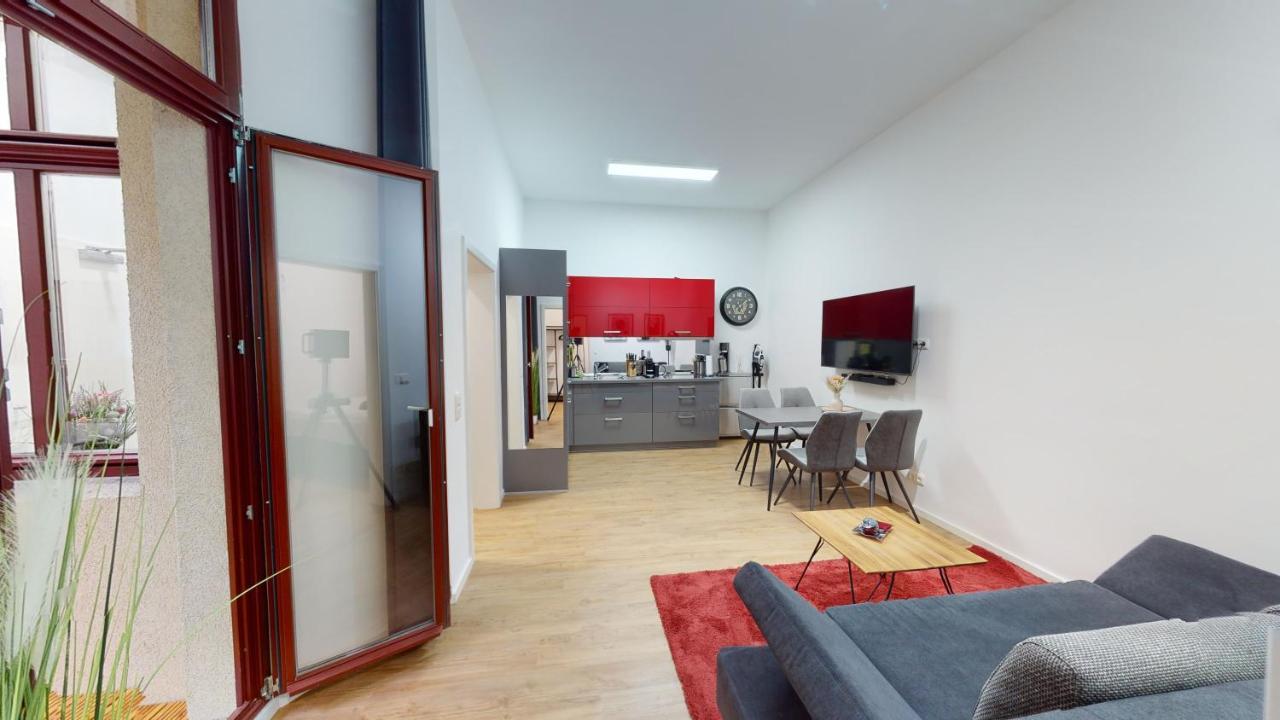 Sweethome - Luxus Pur - Grosse Kueche, Wifi Magdeburg Exterior foto